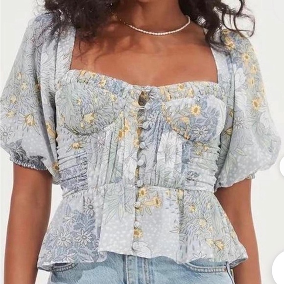 ASTR The Label Women's Pink and Purple Floral Blouse size LargeNWOT - Picture 10 of 10